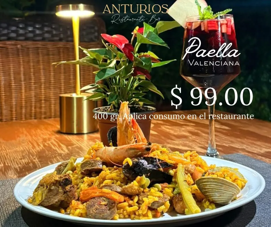 Paella valenciana con mariscos de Anturios